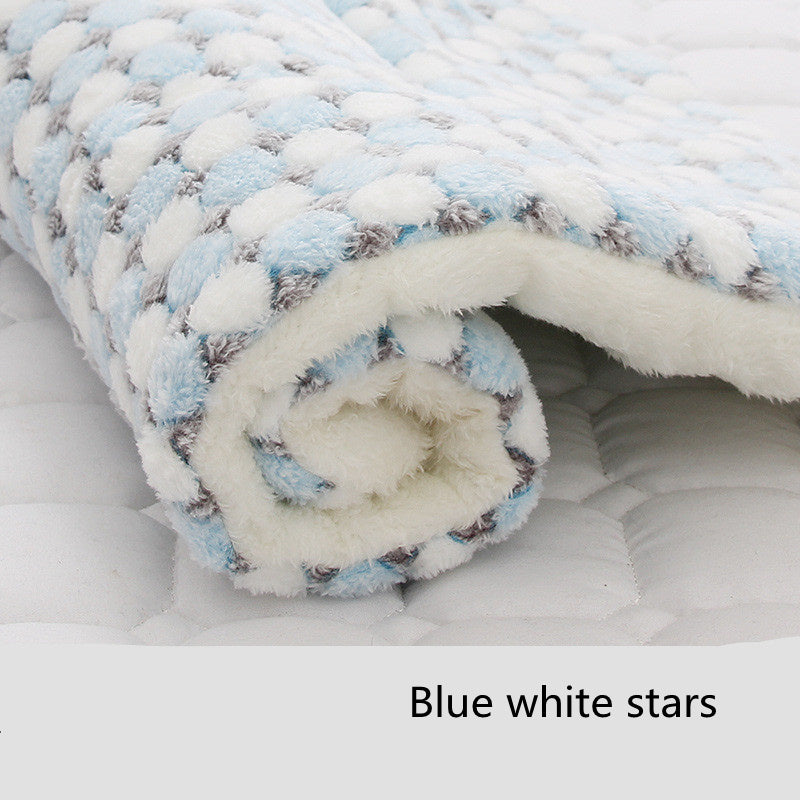 Thick, Soft & Fluffy Blanket for Cats And Dogs