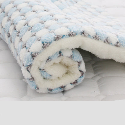 Thick, Soft & Fluffy Blanket for Cats And Dogs